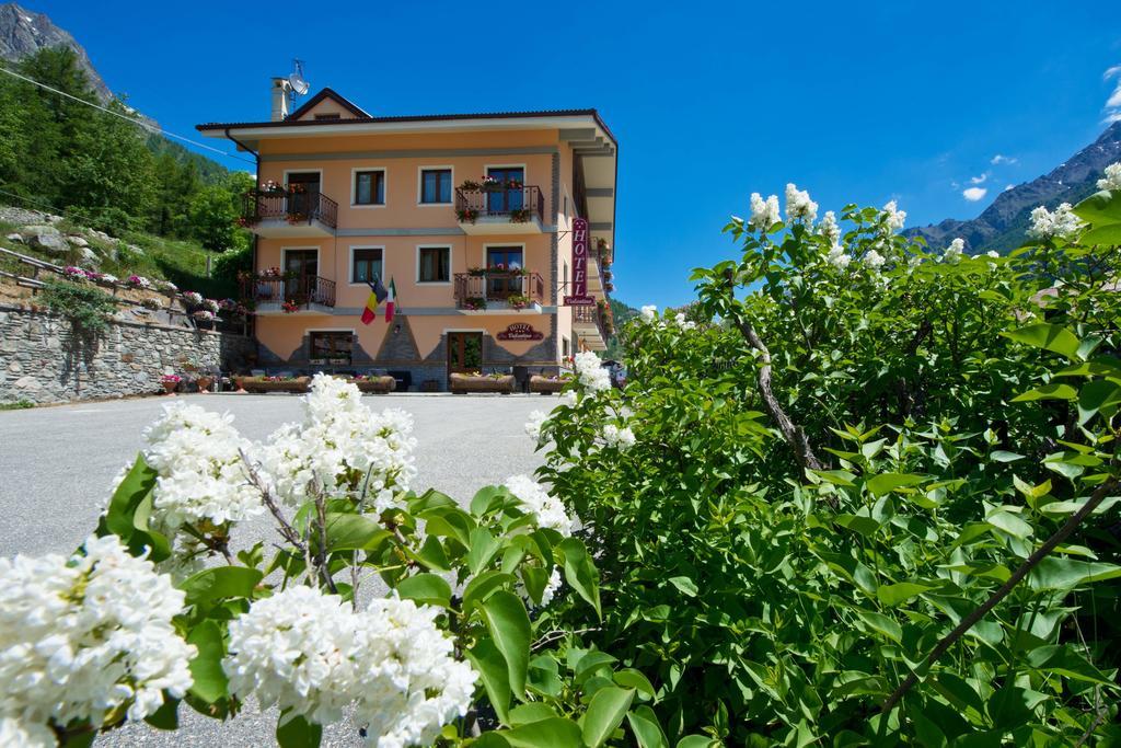 Albergo Valentino 비오나즈 외부 사진