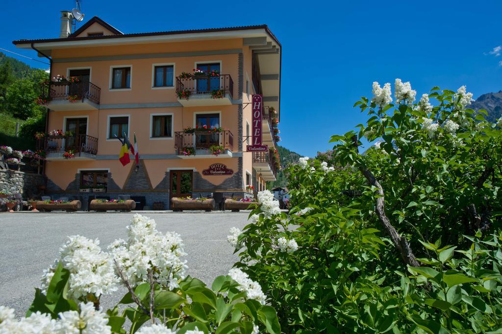 Albergo Valentino 비오나즈 외부 사진